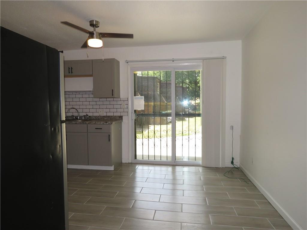 37 Peyton Place Southwest Atlanta, GA 30311 - Photo 7 of 28