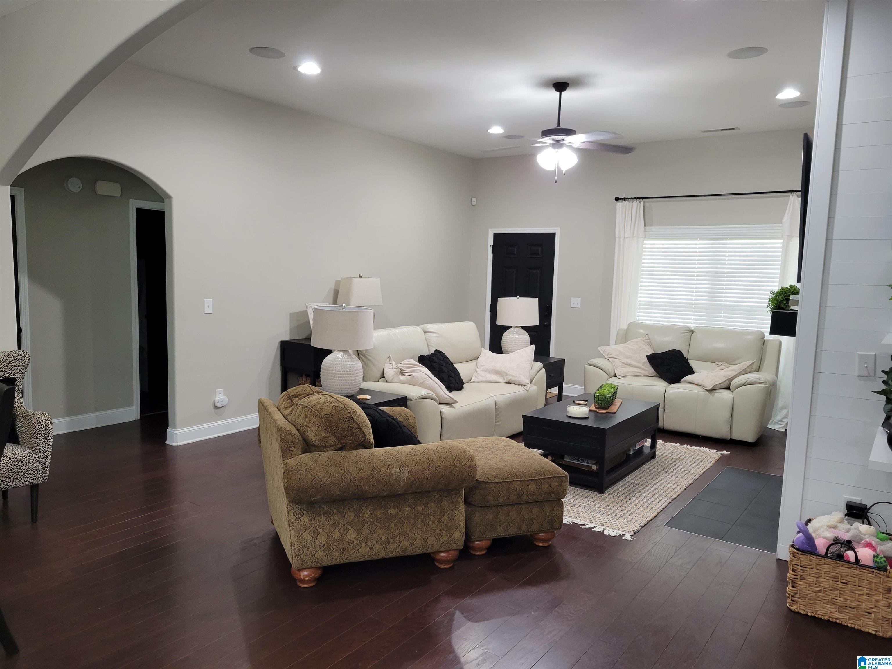 1611 Hartwig Lane Southwest Cullman, AL 35055 - Photo 4 of 30