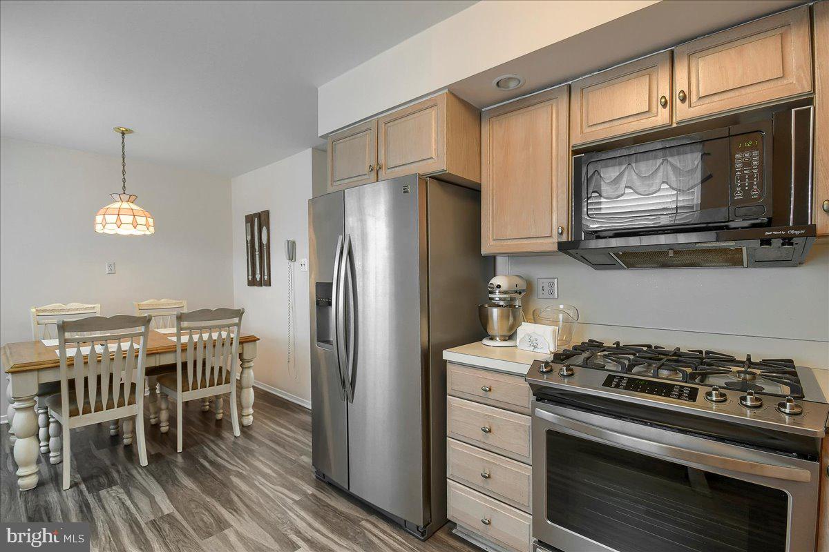 3816 Fairdale Road Philadelphia, PA 19154 - Photo 14 of 32 Gallery Image 14