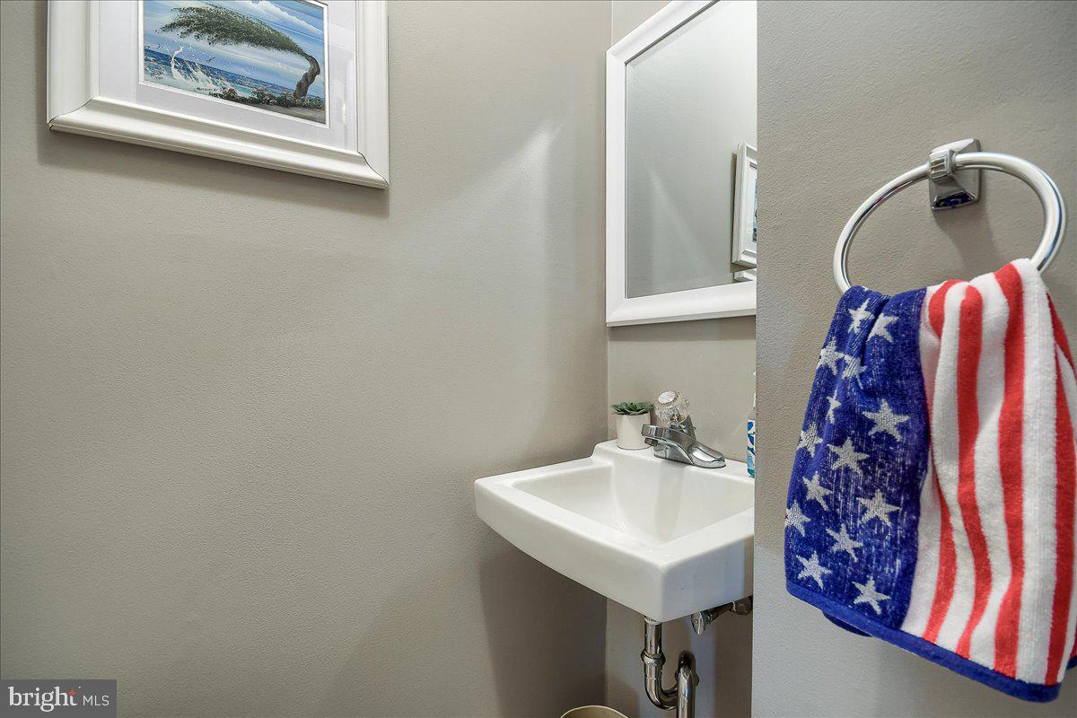 3816 Fairdale Road Philadelphia, PA 19154 - Photo 17 of 32 Gallery Image 17