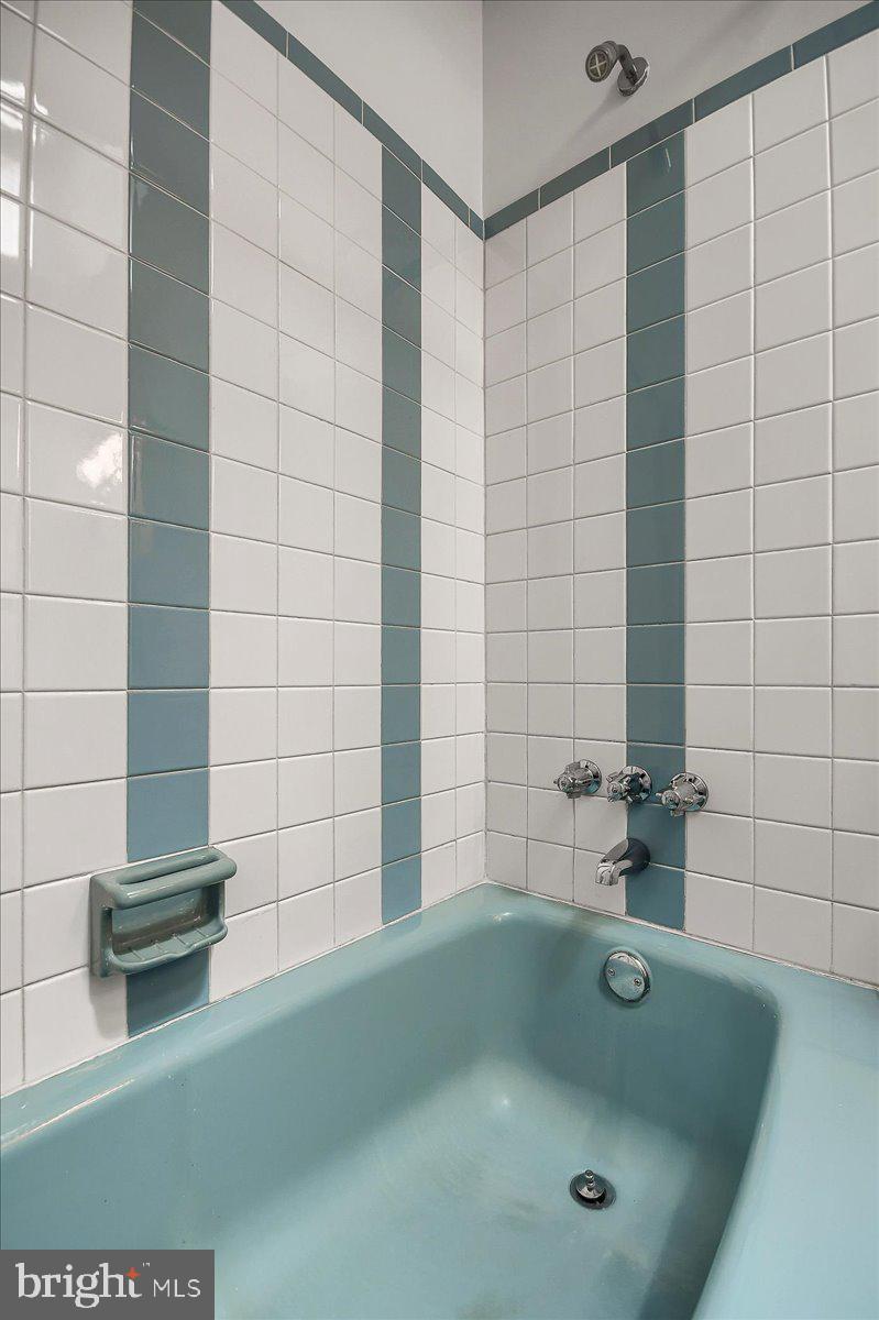 3816 Fairdale Road Philadelphia, PA 19154 - Photo 27 of 32 Gallery Image 27