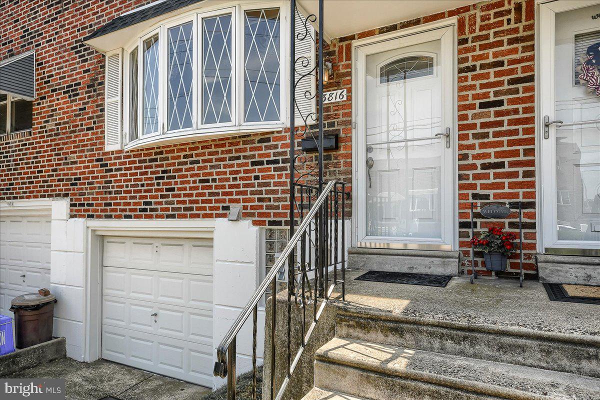 3816 Fairdale Road Philadelphia, PA 19154 - Photo 3 of 32 Gallery Image 3