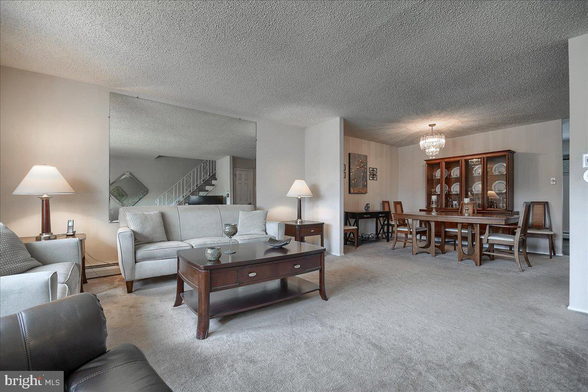 3816 Fairdale Road Philadelphia, PA 19154 - Photo 6 of 32 Gallery Image 6