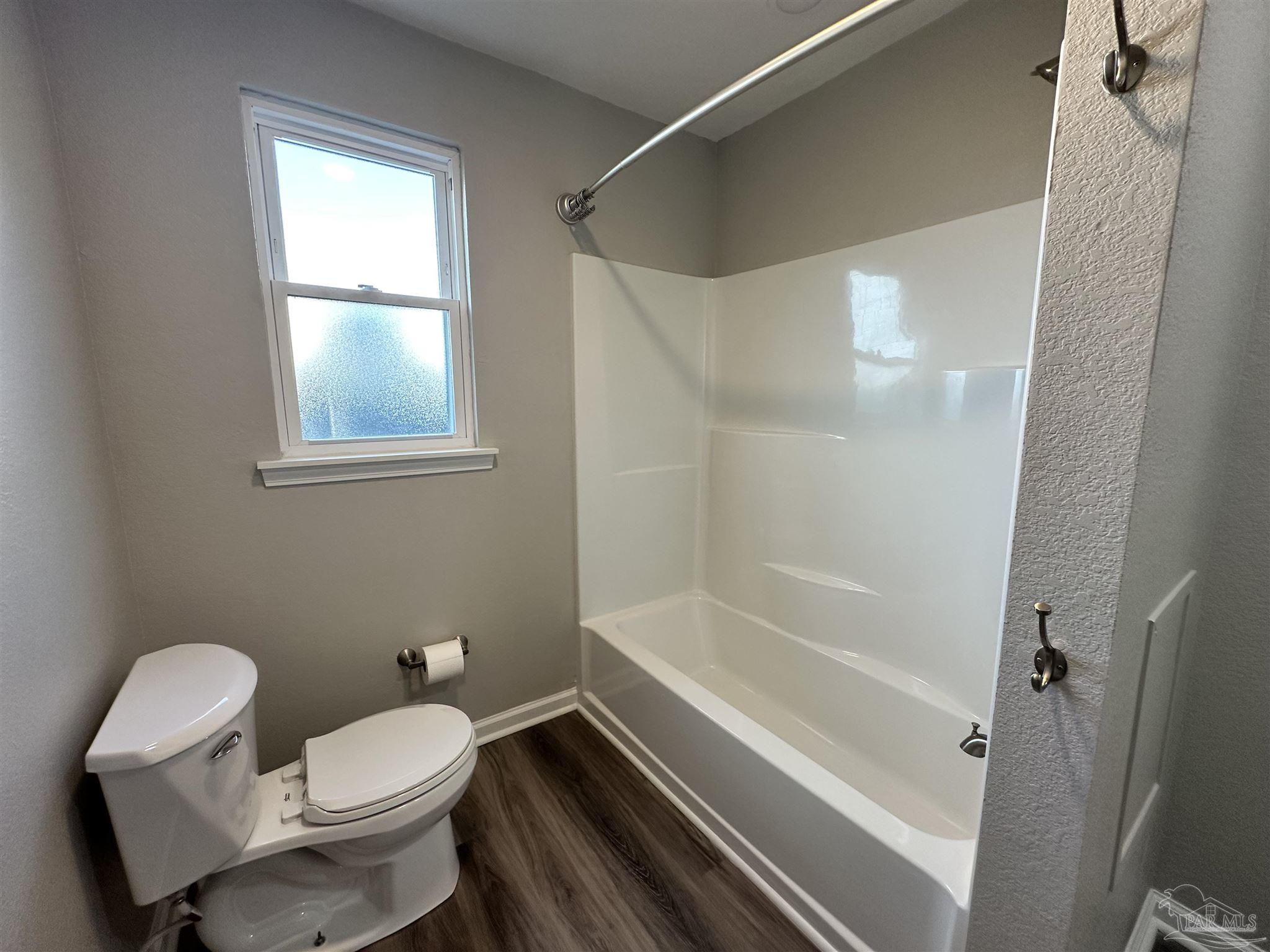 31 West Cottage Street Century, FL 32535 - Photo 19 of 36