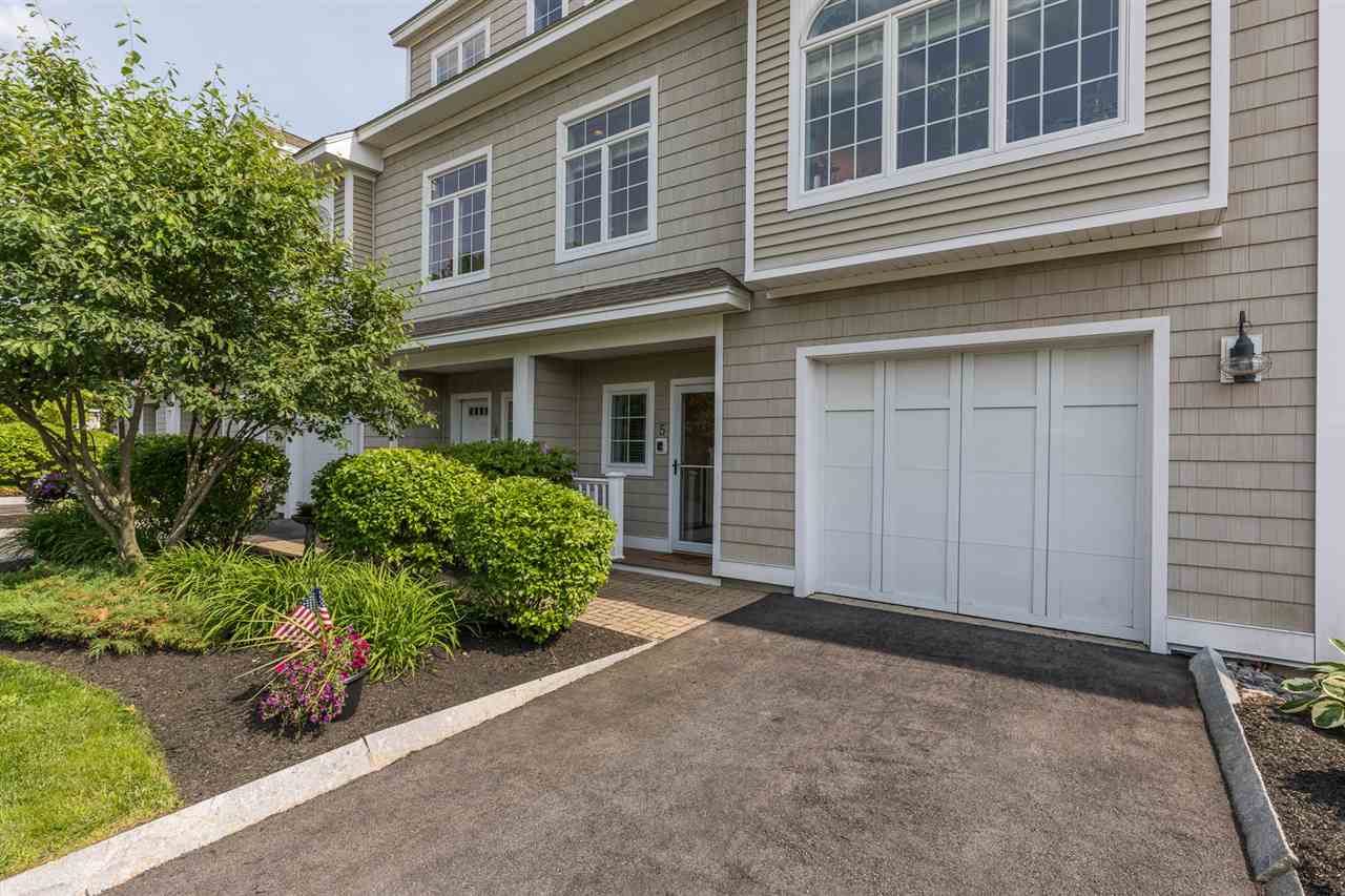 19 Bridge Street, Unit 5 Kittery, ME 03904 - Photo 2 of 38