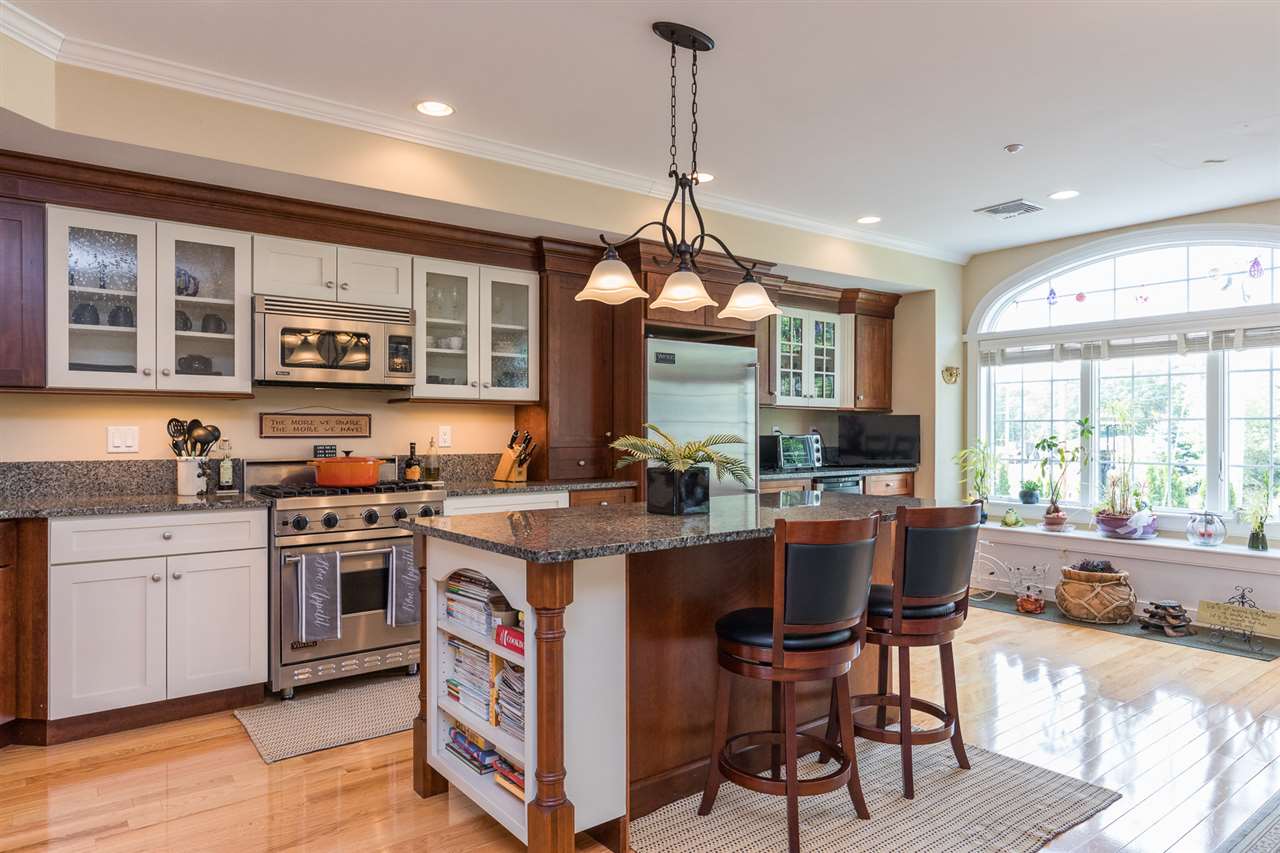 19 Bridge Street, Unit 5 Kittery, ME 03904 - Photo 11 of 38