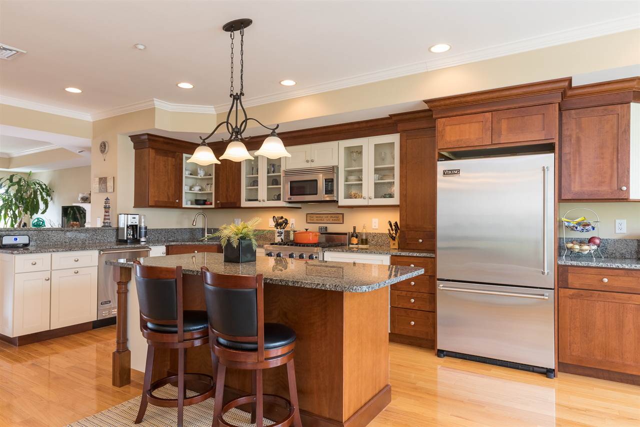 19 Bridge Street, Unit 5 Kittery, ME 03904 - Photo 13 of 38
