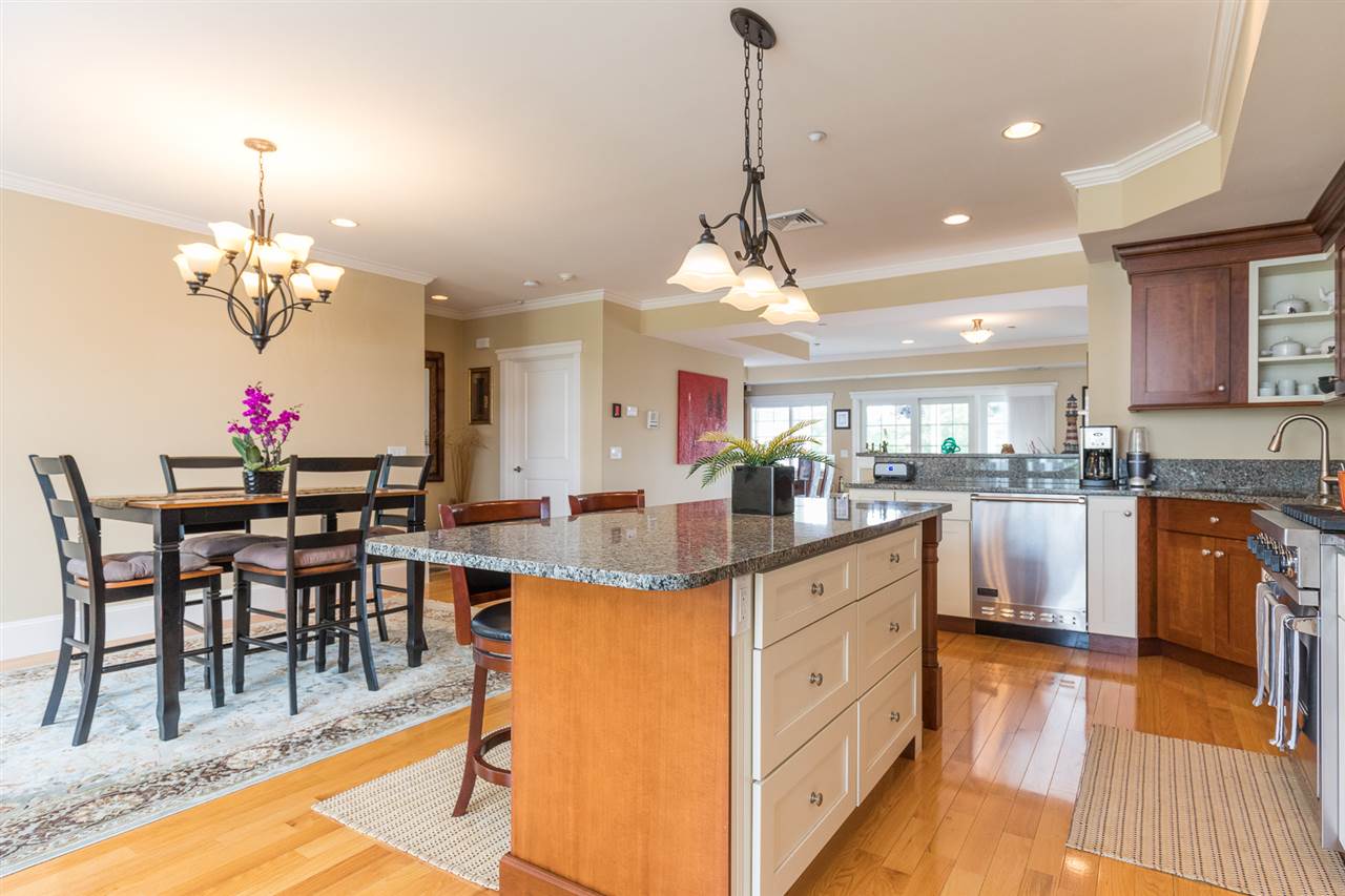 19 Bridge Street, Unit 5 Kittery, ME 03904 - Photo 16 of 38