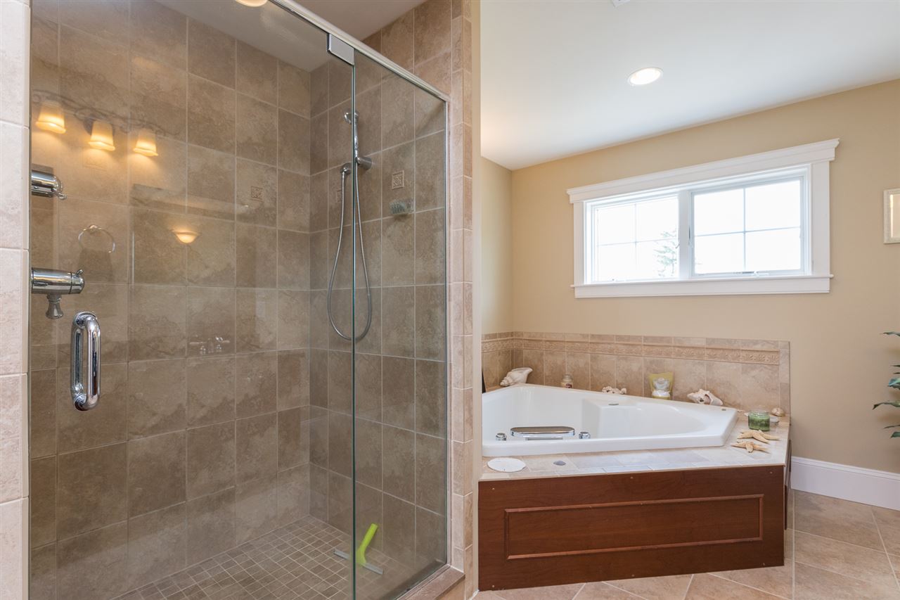 19 Bridge Street, Unit 5 Kittery, ME 03904 - Photo 33 of 38
