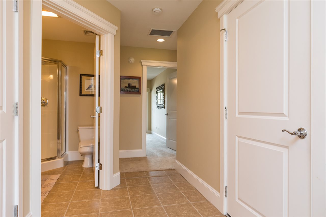 19 Bridge Street, Unit 5 Kittery, ME 03904 - Photo 5 of 38