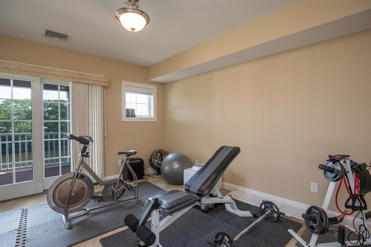 19 Bridge Street, Unit 5 Kittery, ME 03904 - Photo 7 of 38
