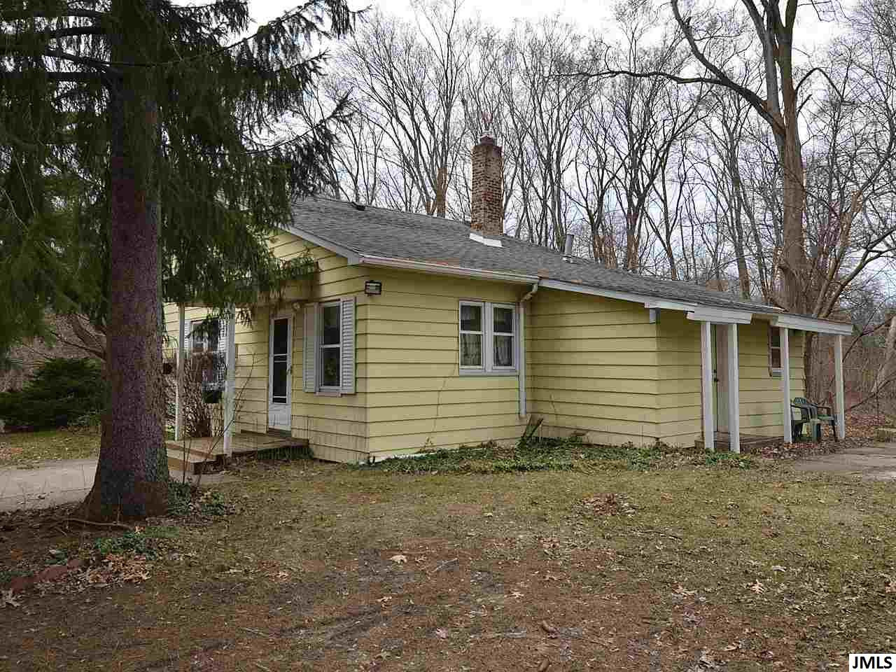1407 Gilletts Lake Road Jackson, MI 49201 - Photo 3 of 28 Photo 3