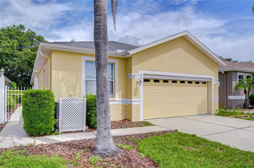 8049 Sanguinelli Road Land O Lakes, FL 34637 - Photo 2 of 33