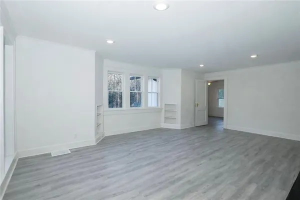 $2,500 | 1026 Lynhurst Drive Southwest, Atlanta, GA 30311