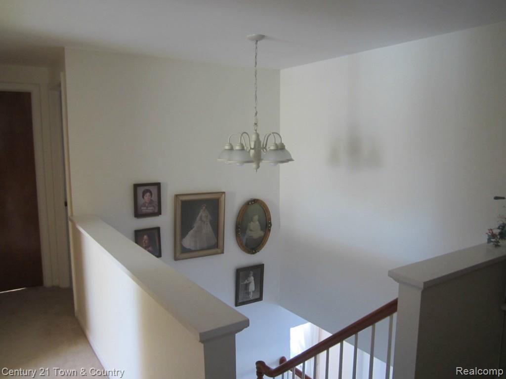 6934 Dublin Fair Road Troy, MI 48098 - Photo 32 of 34 IMG_1154.jpg