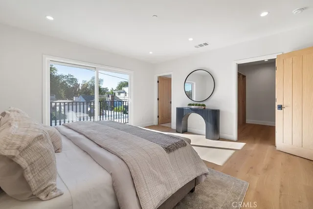 $2,425,000 | 4831 Sancola Avenue, Toluca Lake, CA 91601