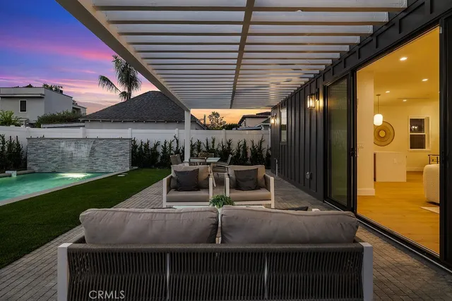 $2,425,000 | 4831 Sancola Avenue, Toluca Lake, CA 91601