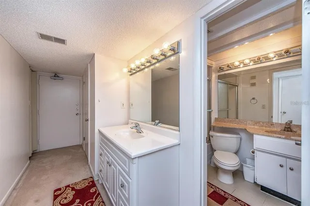 $3,300 | 450 South Gulfview Boulevard, Unit 1206, Clearwater Beach, FL 33767