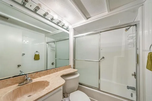 $3,200 | 450 South Gulfview Boulevard, Unit 1206, Clearwater Beach, FL 33767