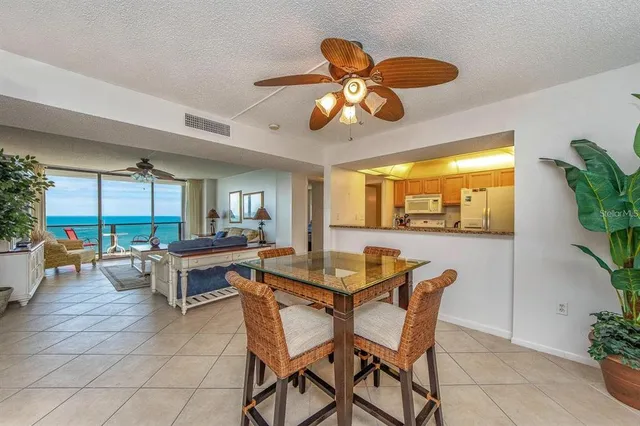 $3,200 | 450 South Gulfview Boulevard, Unit 1206, Clearwater Beach, FL 33767