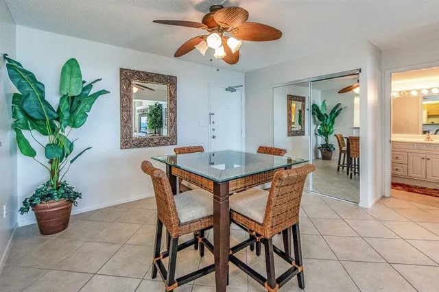 $3,200 | 450 South Gulfview Boulevard, Unit 1206, Clearwater Beach, FL 33767