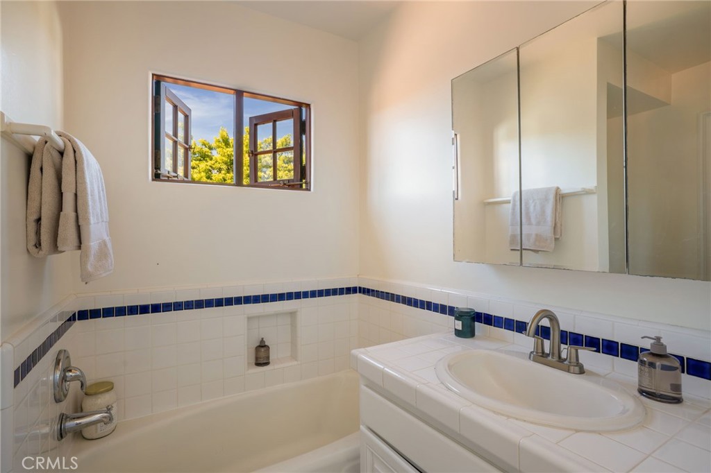 7905 West 80th Street Playa del Rey, CA 90293 - Photo 19 of 42 Gallery Image 19