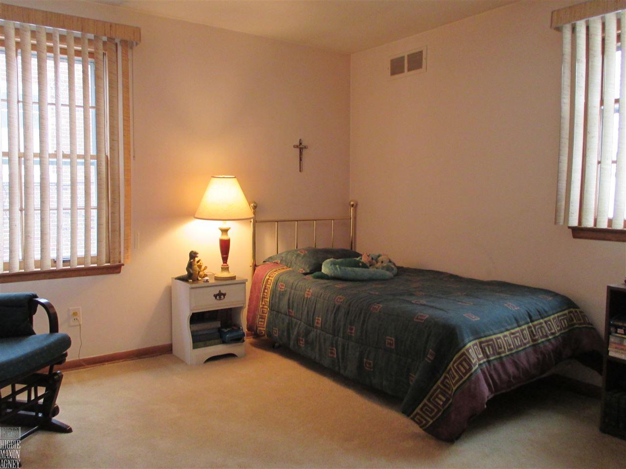 1343 Berkshire Road Grosse Pointe Park, MI 48230 - Photo 15 of 20