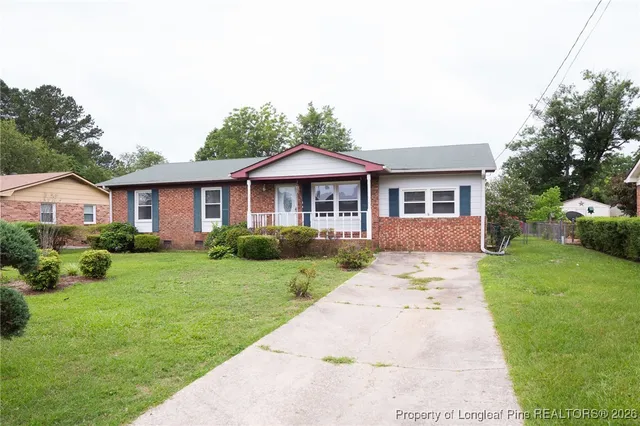 $1,500 | 304 Longhorn Drive, Fayetteville, NC 28303