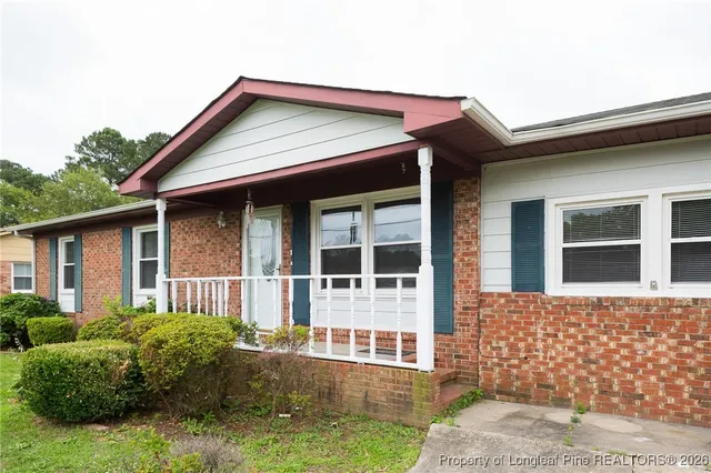 $1,500 | 304 Longhorn Drive, Fayetteville, NC 28303