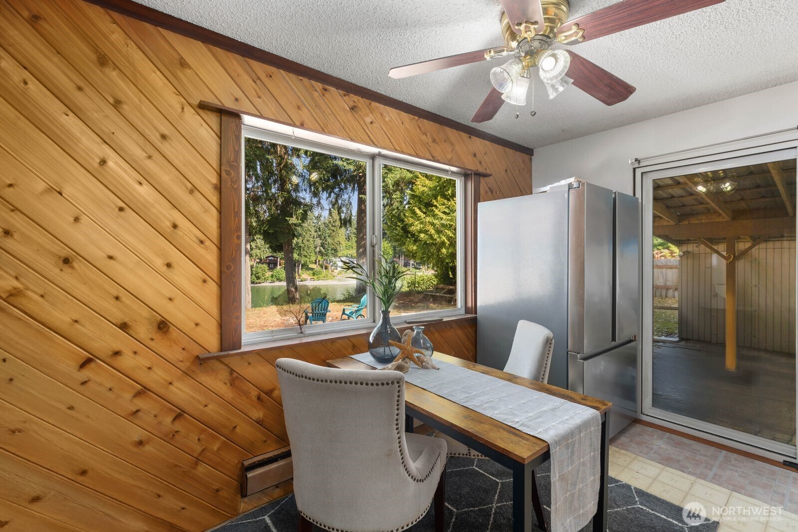 16468 Thorpe Road Northeast Poulsbo, WA 98370 - Photo 8 of 40
