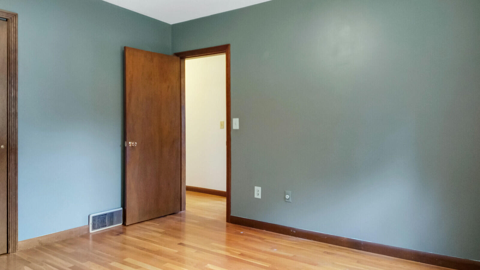 8 Indian Ridge Street Augusta, ME 04330 - Photo 30 of 40 24_DJI_0067_DxO_mls
