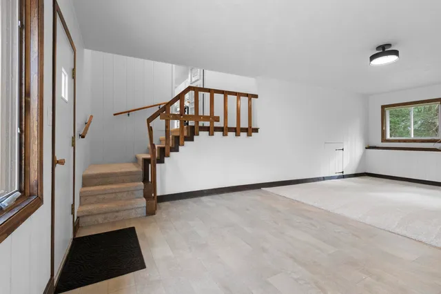 $749,900 | W5790 Point Lane, Crivitz, WI 54114