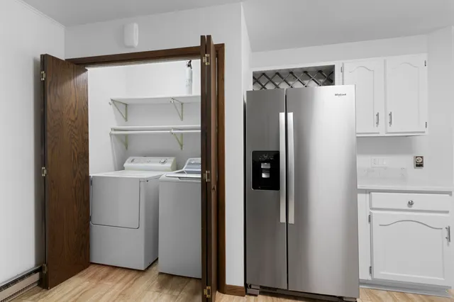 $749,900 | W5790 Point Lane, Crivitz, WI 54114