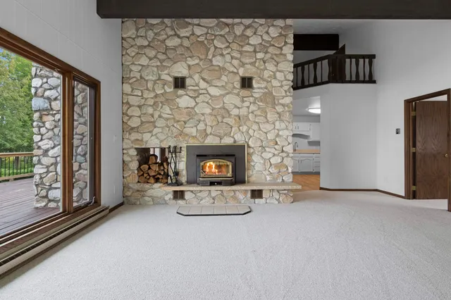 $749,900 | W5790 Point Lane, Crivitz, WI 54114