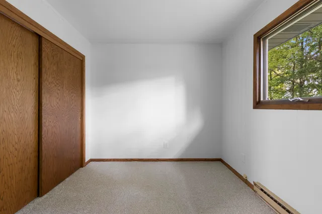 $749,900 | W5790 Point Lane, Crivitz, WI 54114