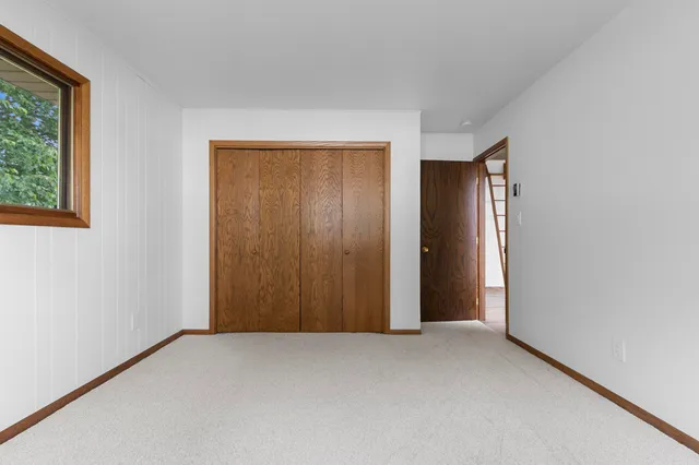 $749,900 | W5790 Point Lane, Crivitz, WI 54114