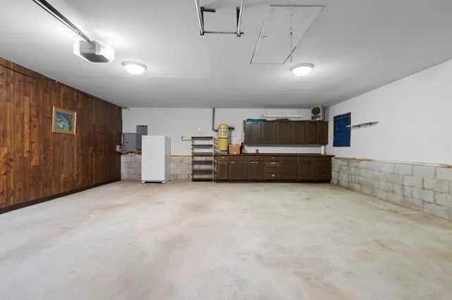 $749,900 | W5790 Point Lane, Crivitz, WI 54114