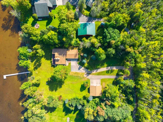 $749,900 | W5790 Point Lane, Crivitz, WI 54114