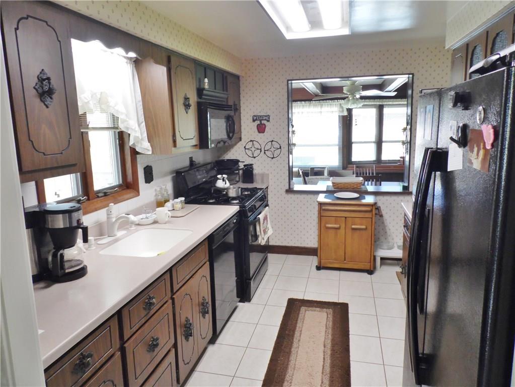 230 Lincoln Hall Road Elizabeth, PA 15037 - Photo 12 of 25 Gallery Image 12