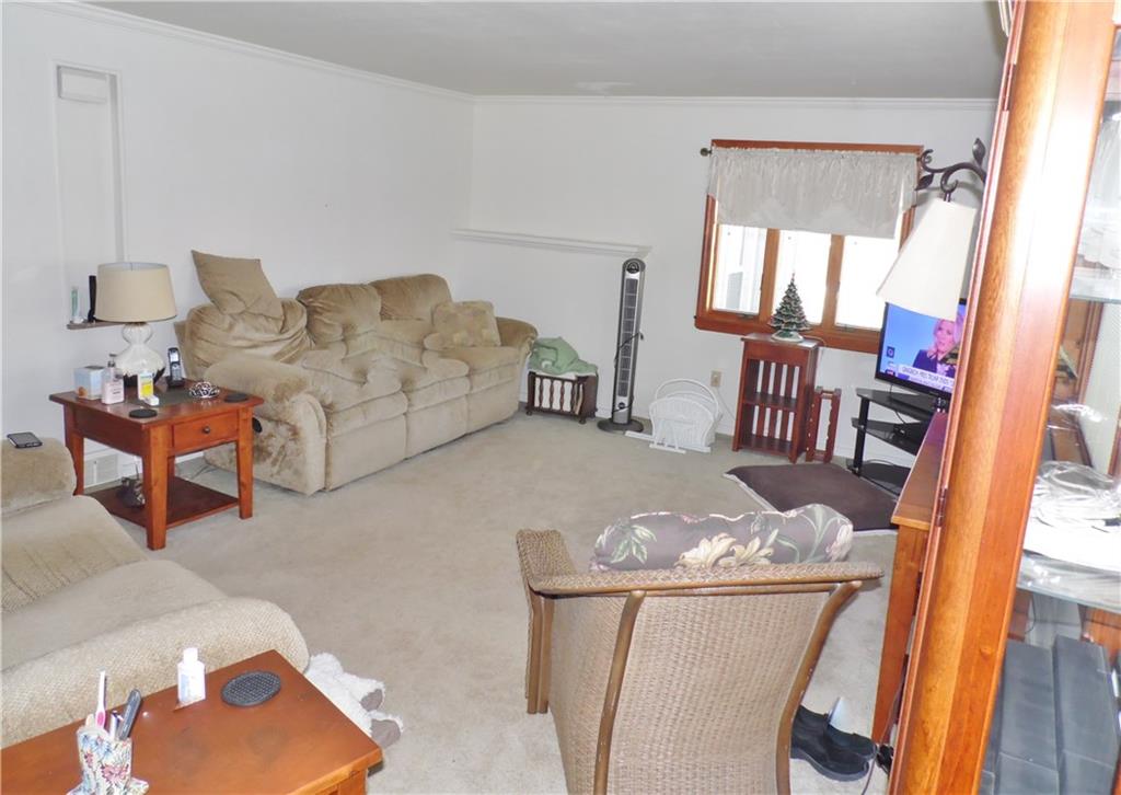 230 Lincoln Hall Road Elizabeth, PA 15037 - Photo 17 of 25 Gallery Image 17