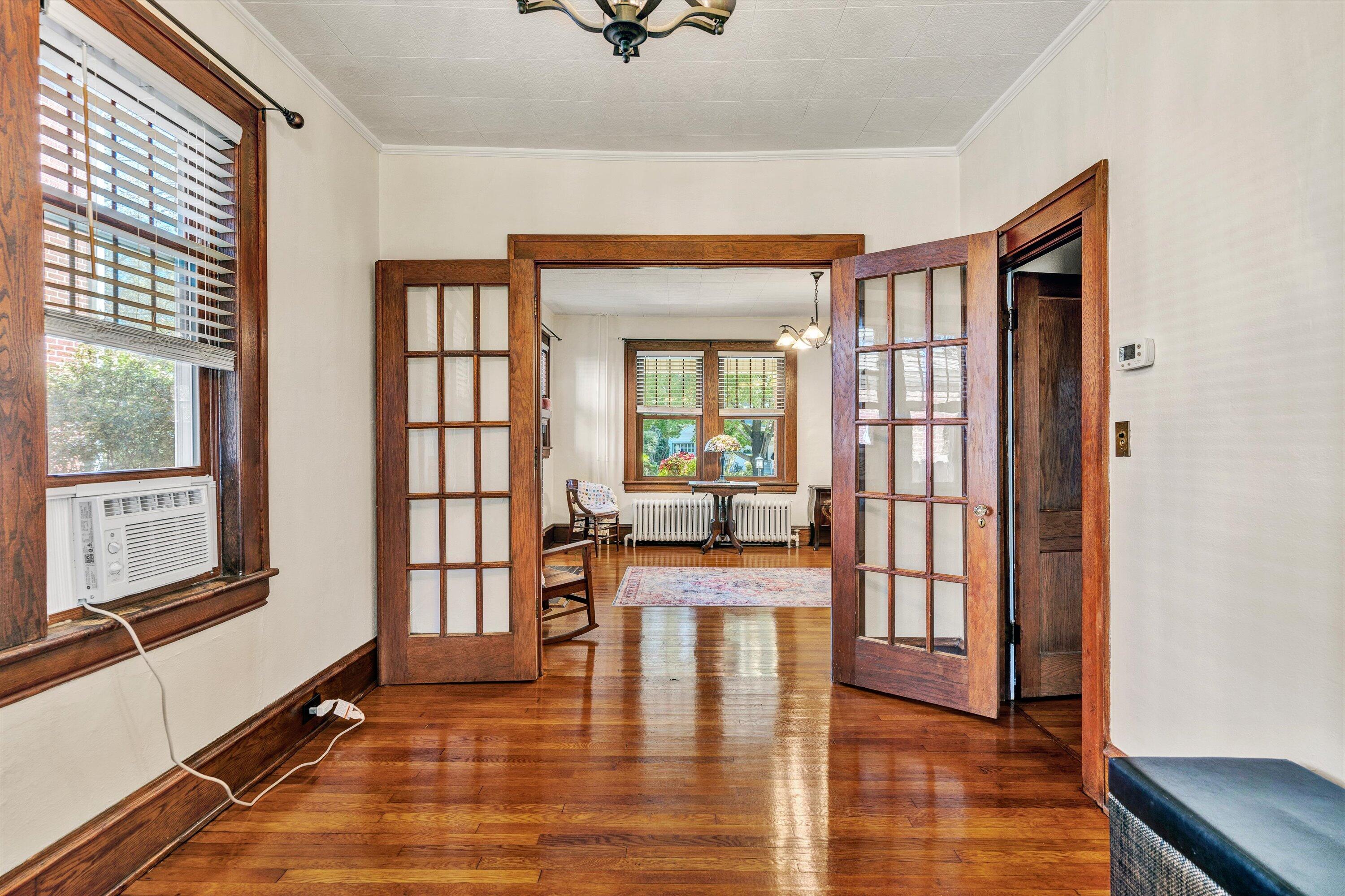 1819 Arlington Road Southwest Roanoke, VA 24015 - Photo 13 of 52 03-DSC07496