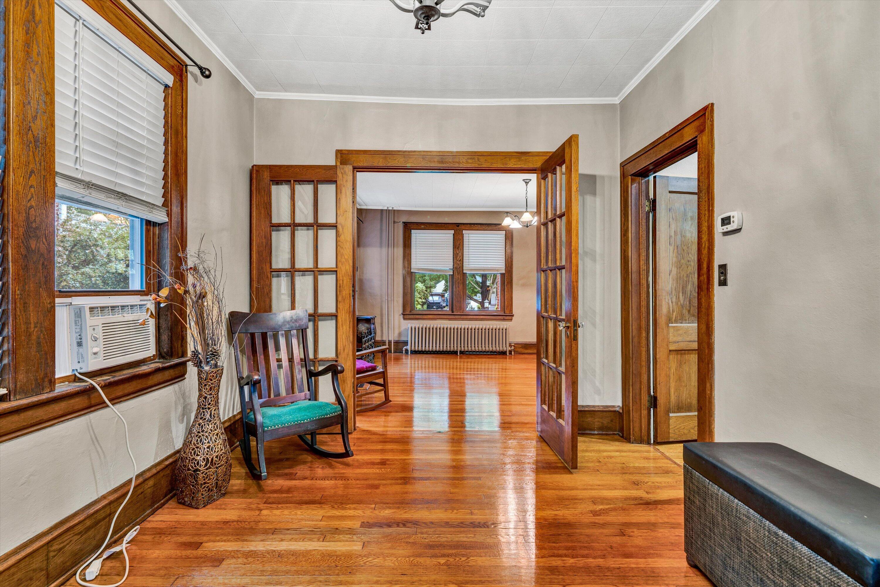 1819 Arlington Road Southwest Roanoke, VA 24015 - Photo 15 of 52 09-DSC00244