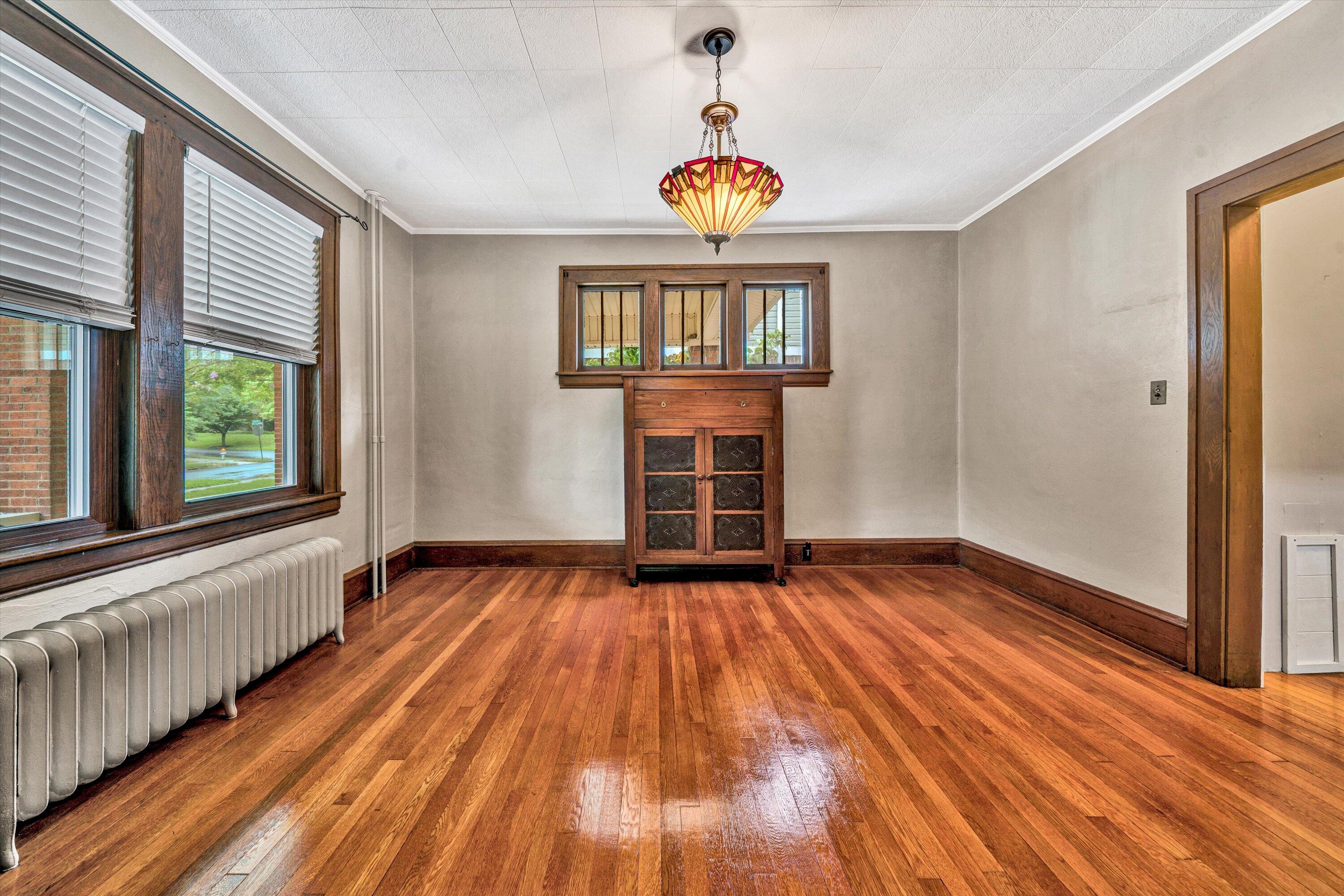 1819 Arlington Road Southwest Roanoke, VA 24015 - Photo 16 of 52 10-DSC00250