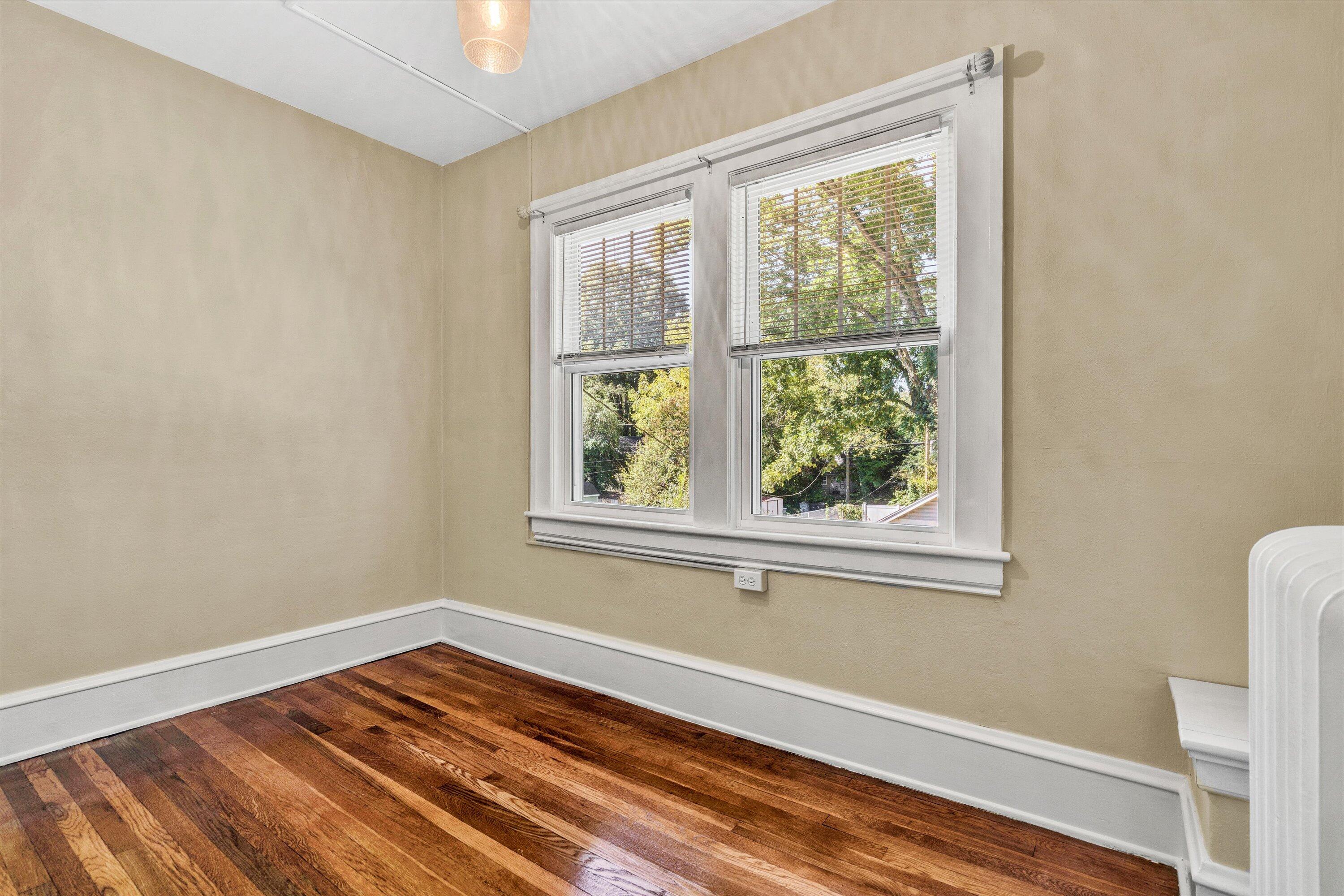 1819 Arlington Road Southwest Roanoke, VA 24015 - Photo 19 of 52 07-DSC07526