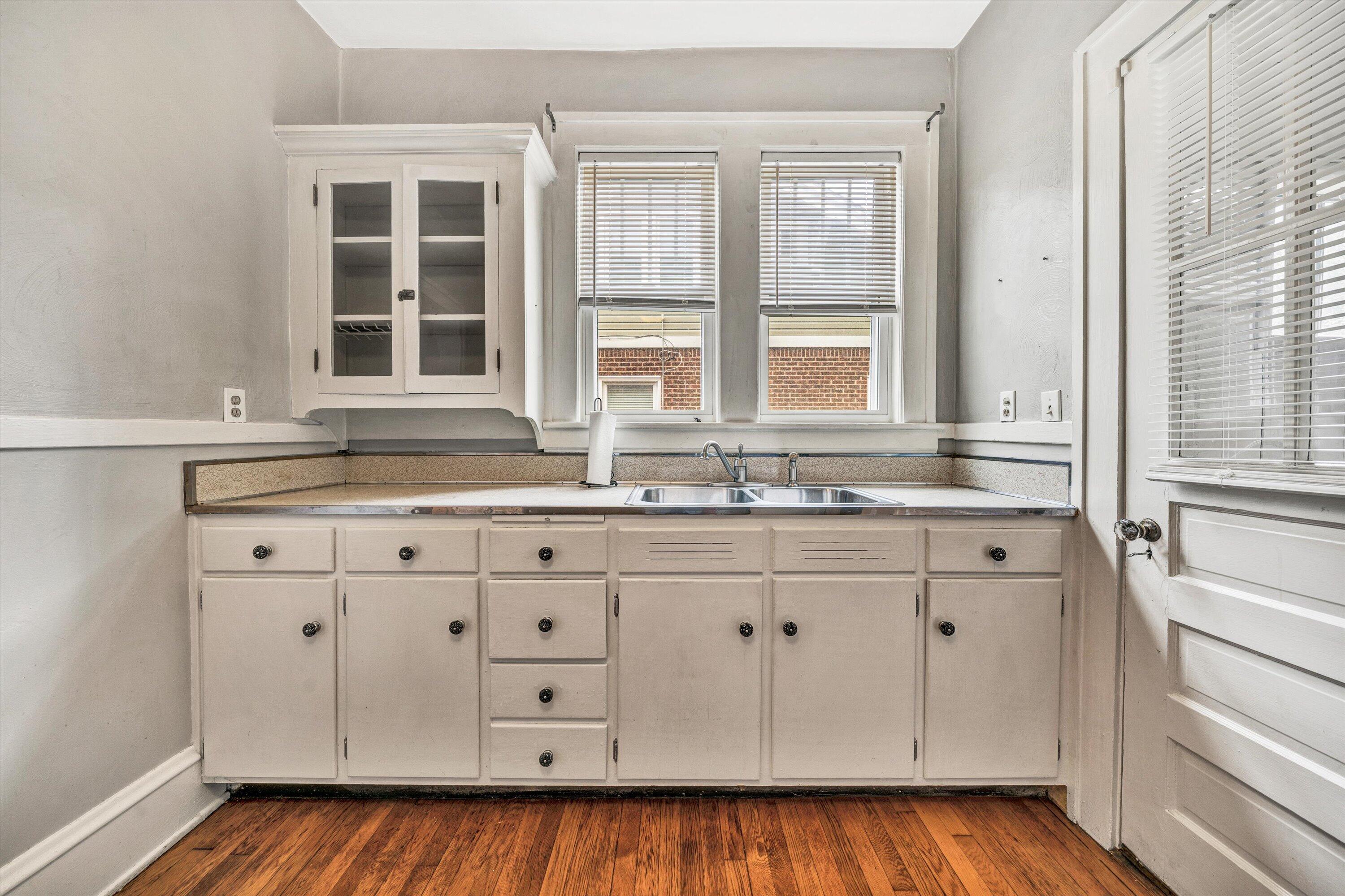 1819 Arlington Road Southwest Roanoke, VA 24015 - Photo 25 of 52 16-DSC00265