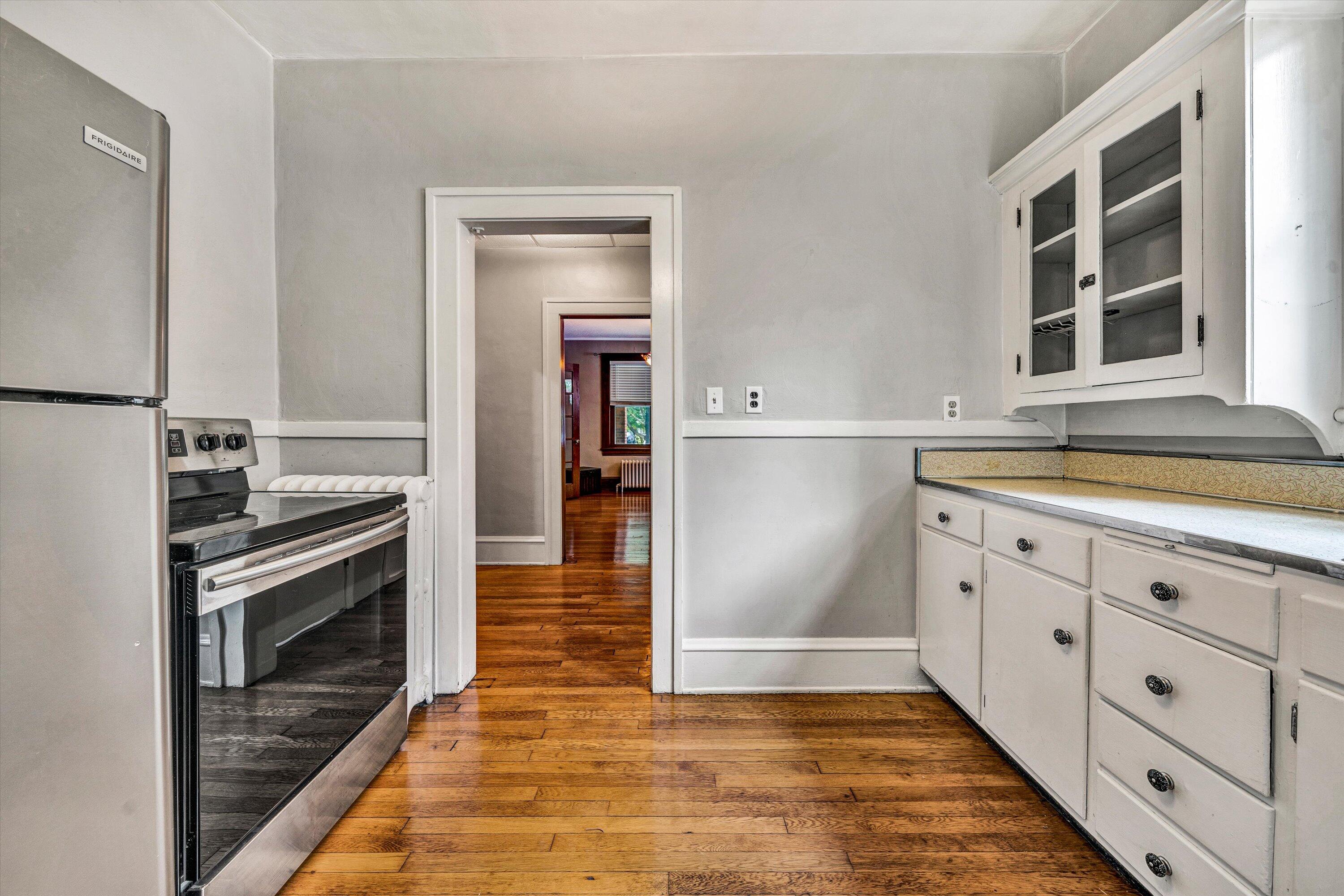 1819 Arlington Road Southwest Roanoke, VA 24015 - Photo 26 of 52 17-DSC00268