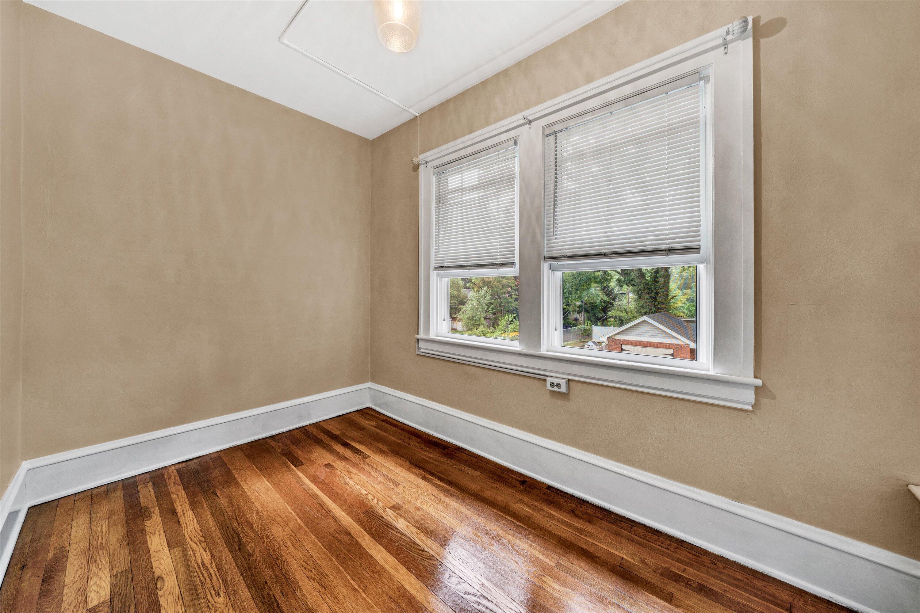 1819 Arlington Road Southwest Roanoke, VA 24015 - Photo 32 of 52 24-DSC00289