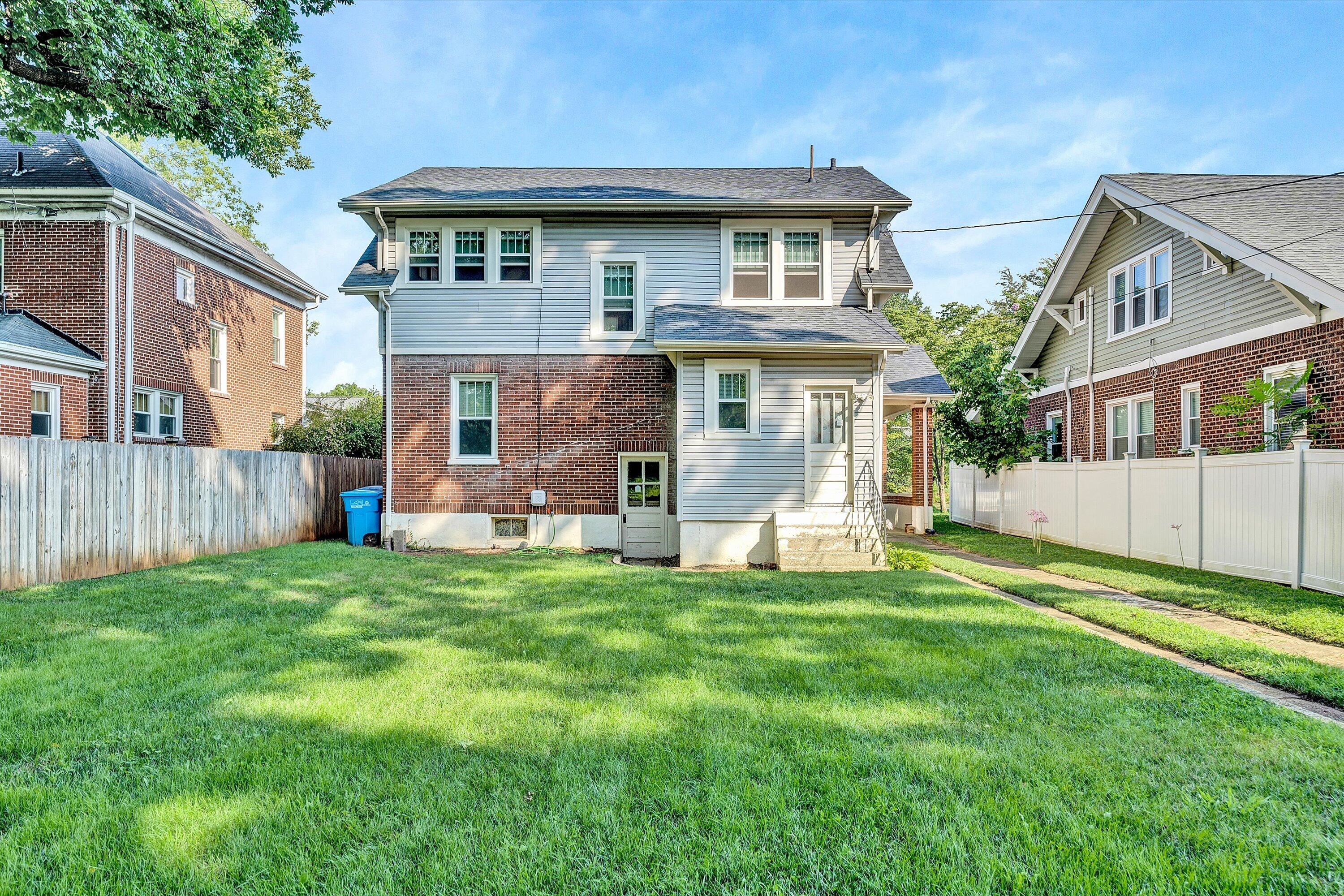 1819 Arlington Road Southwest Roanoke, VA 24015 - Photo 36 of 52 27-DSC00379