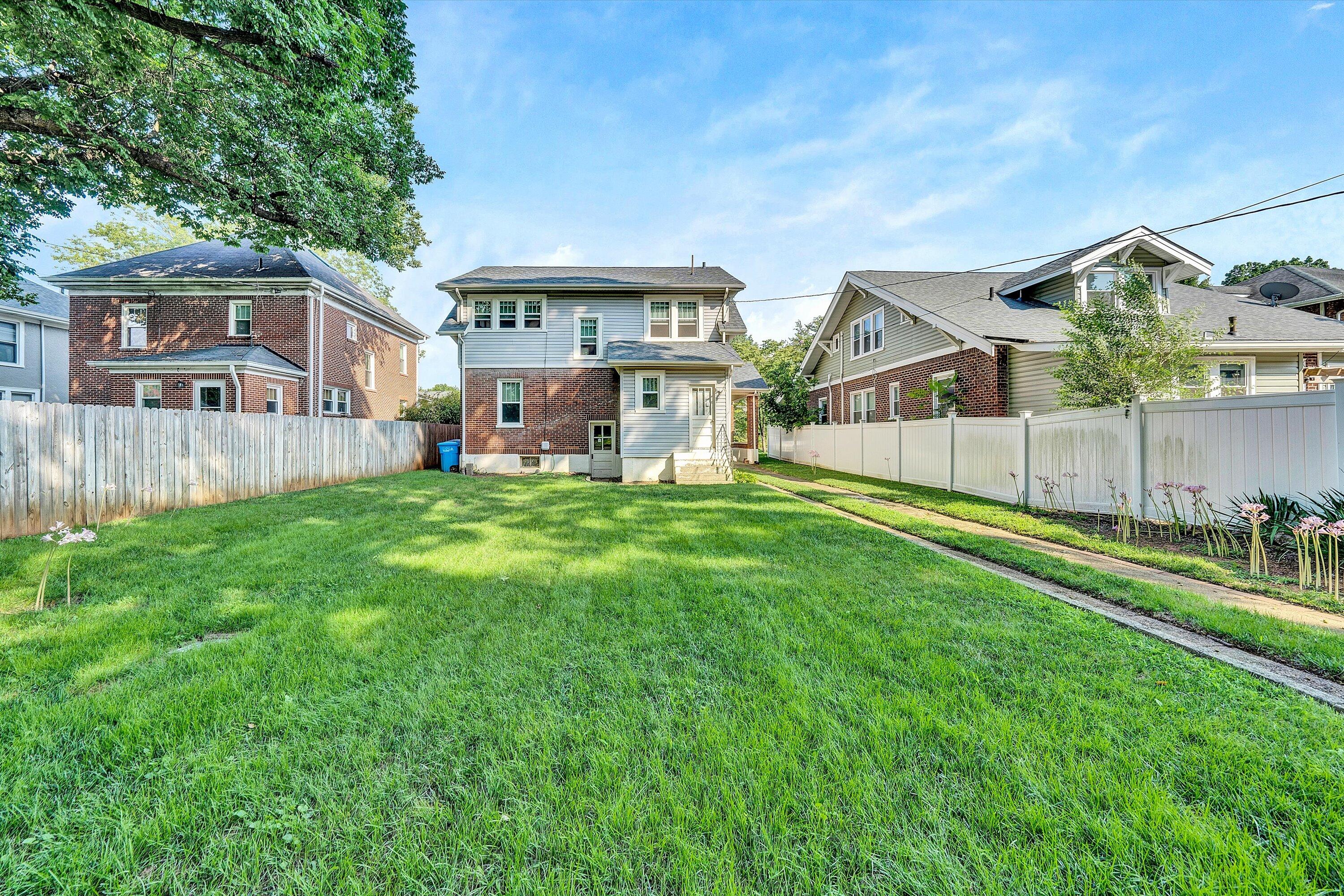 1819 Arlington Road Southwest Roanoke, VA 24015 - Photo 41 of 52 34-DSC00376