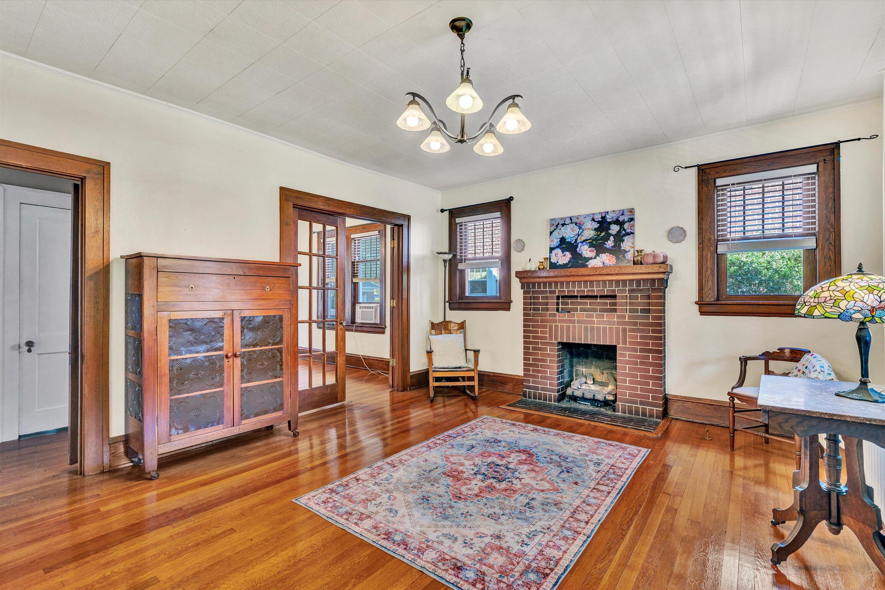 1819 Arlington Road Southwest Roanoke, VA 24015 - Photo 9 of 52 02-DSC07469